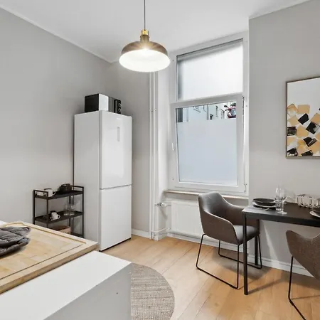 Altbau Glueck New Wuppertal