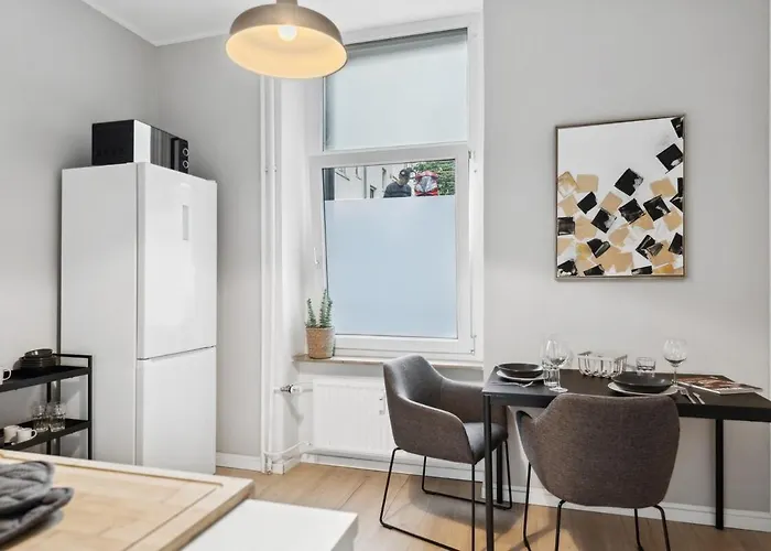 Altbau Glueck New * Βούρπεταλ