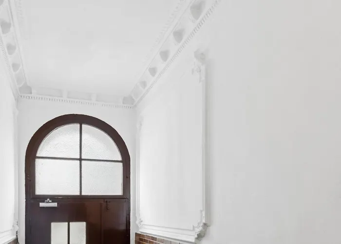 Διαμέρισμα Altbau Glueck New